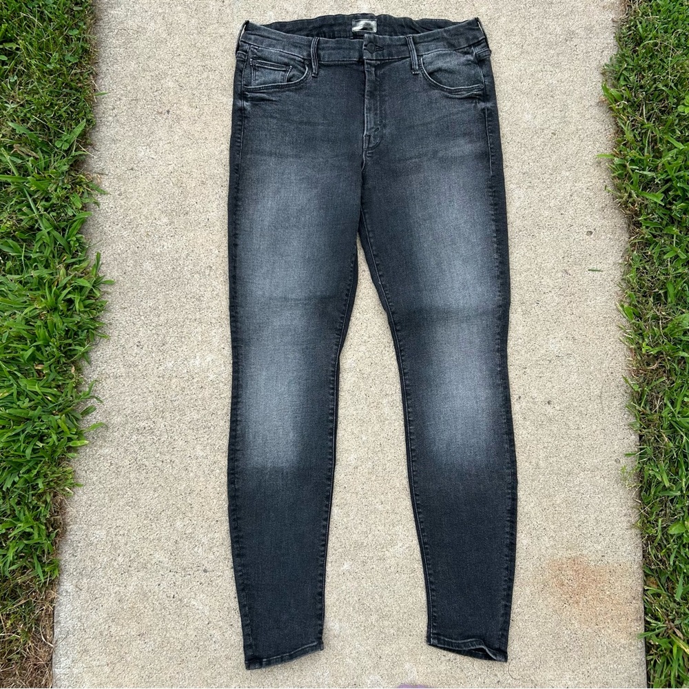 Mother dark wash skinny jeans size 32
